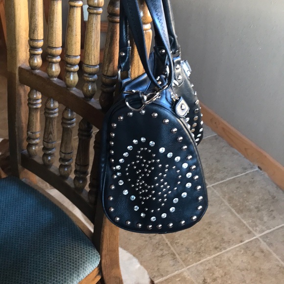 Classy Black Bling Handbag - Picture 3 of 7